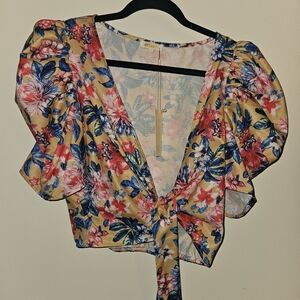 APRICOT Floral V-Neck Puff Sleeve Blouse